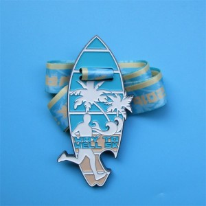 الكأس الرياضية وميداليات ميداليات ميداليات ميداليات الرياضة