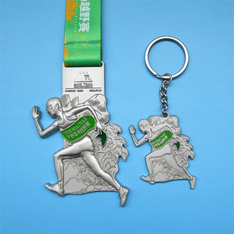الجمع بين ميدالية سلسلة مفاتيح مفتاح المعادن توربو