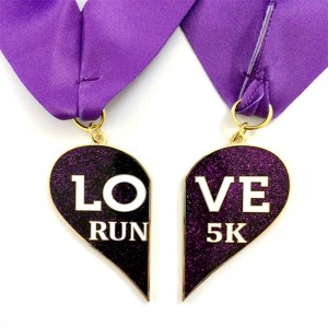 دليل الهدايا المثالي لـ Valentine \\\\\'s Day Love Holiday Run Run Medals