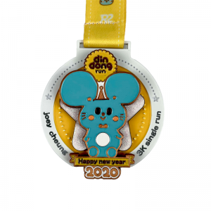 ميداليات ميدالي مينا حامل الميدالية