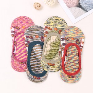 Summer Hot Sale غير مرئي أزياء ملونة من الكريستال الحرير منخفضة قطع النساء الجوارب الشفافة