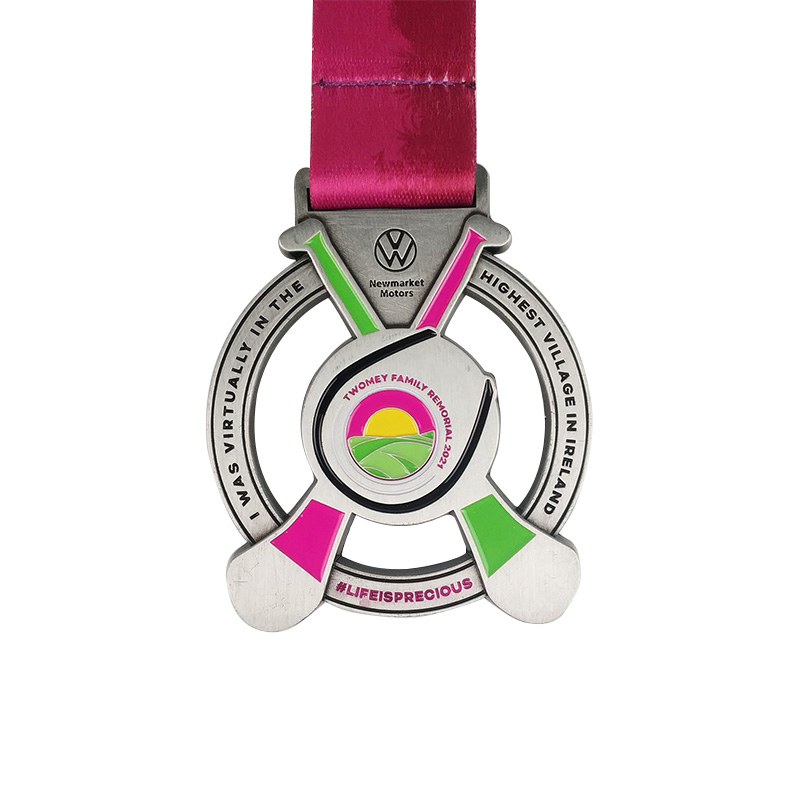 ميدالية سباق المعادن المخصصة للبطولة المجوفة ميداليات المعادن