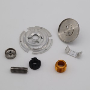 مكونات مخصصة للآلات CNC الدقة