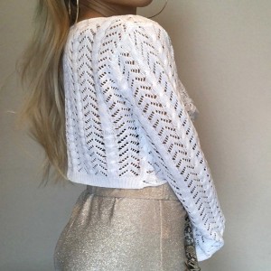 أبيض v-pulver pullover مجوفة خارج أزياء الأكمام الطويلة