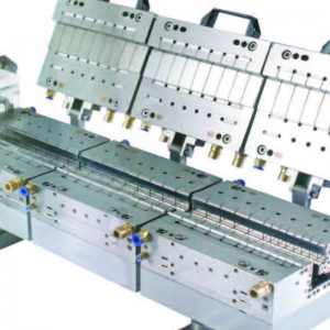 قالب البثق مع ملف تعريف البلاستيك