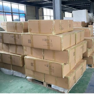 الأثاث في الهواء الطلق