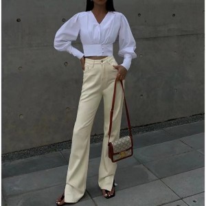 قميص أبيض ذي أعداد طويل الأكمام مصممة الإناث الإحساس بخصم فانوس رفيع جديد.