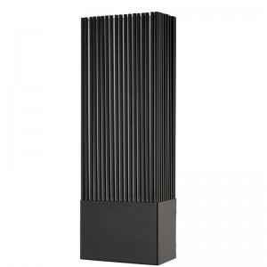 Hampton Inn Hotel Metal Wall Sconce مع الانتهاء الأسود غير اللامع ونشر الأكريليك في الداخل في ممرات الأرضية النموذجية