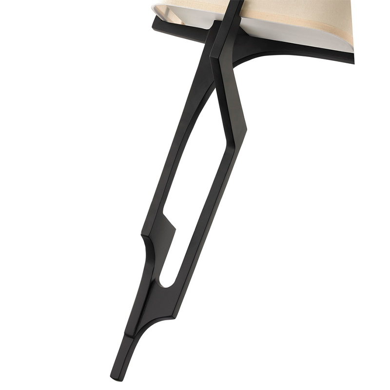 Hyatt Hotel Hand Hand Wall Metal Sconce with Dark Bronze Finish and Half Rettangular Acced في الممر النموذجي للفندق