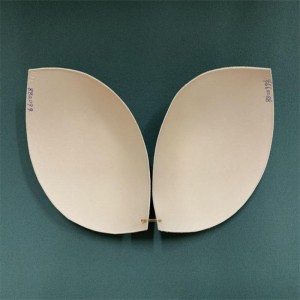 صدرية عارية معتمدة