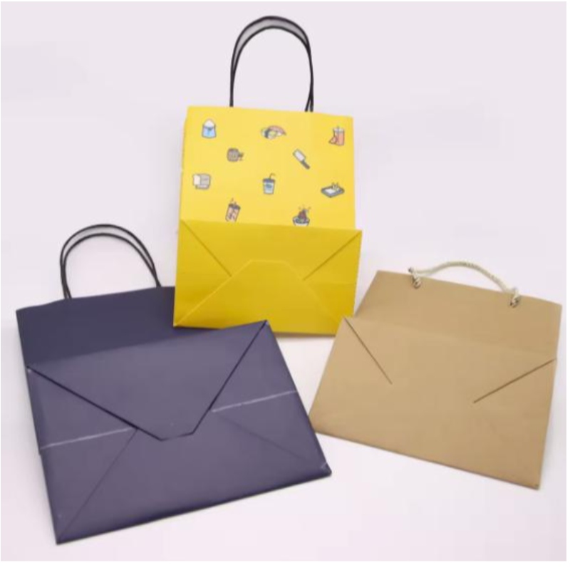 شعار مطبوع مخصص Kraft Paper Papeging Bag Gift Crafts Biodealable Beace Bag مع مقبض