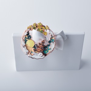 شارة زجاجية مخصصة مخصصة ، رسوم عينة مجانية ، مناسبة للجمع ، سحر شارة المعادن الذهبية ، دبوس ، طلاء